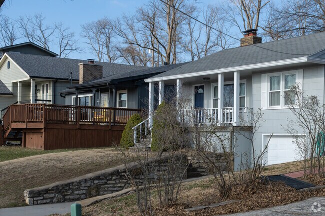 Affordable homes available at Lake Waukomis.