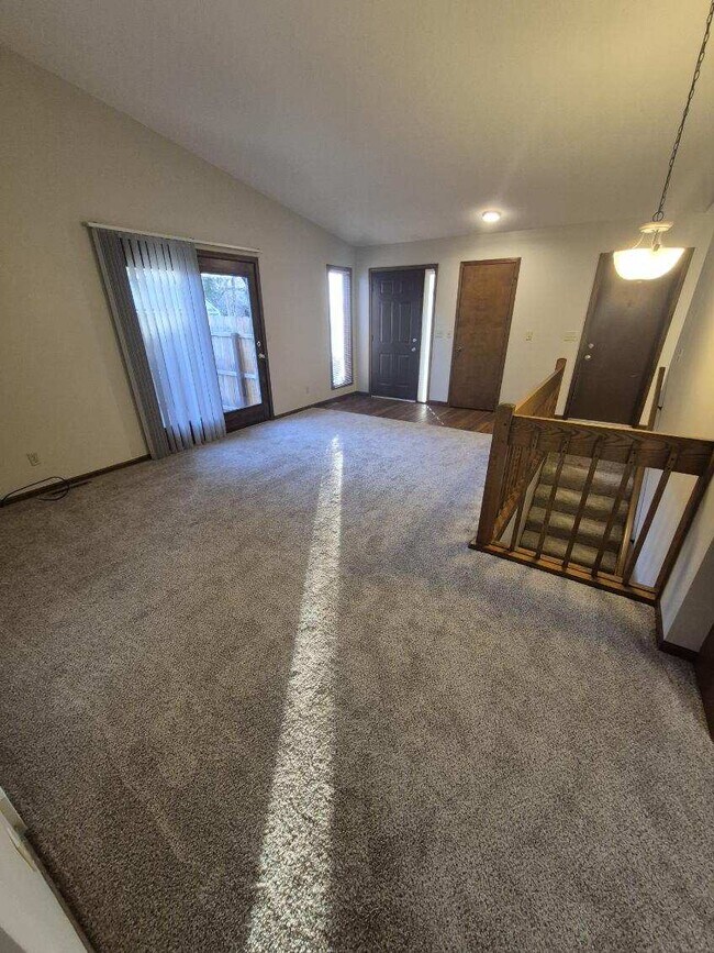 4908 Russell St, Midland, MI 48640 - photo 5