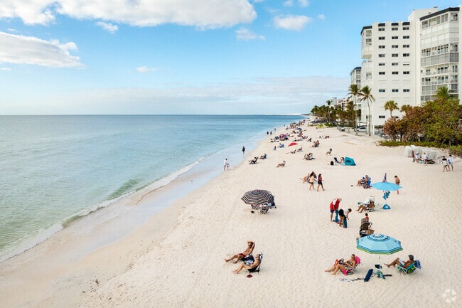 Vanderbilt Beach Park is minutes from the Naples Park neighborhood.