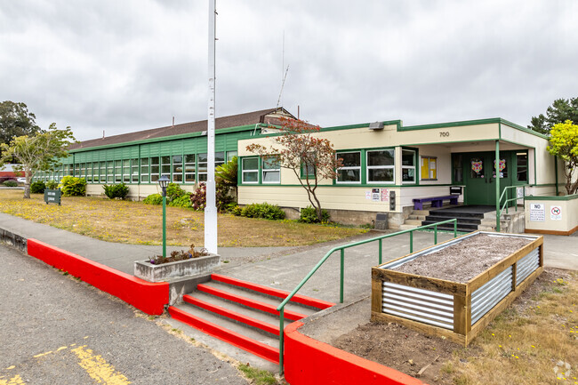 Loleta Elementary School serves kindergarten through eighth grade.