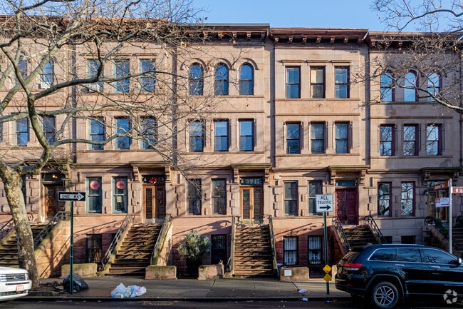 Brick & Limestone Townhouses & Condos