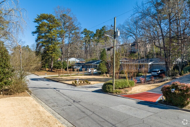 The Paces neighborhood boasts curvy, tree-shaded streets.