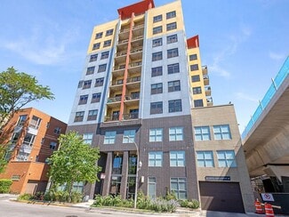 1122 W Catalpa Ave Unit 517, Chicago, IL 60640