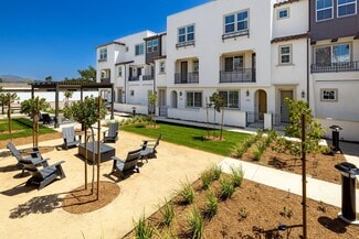 Yannis, El Cajon, CA 92019