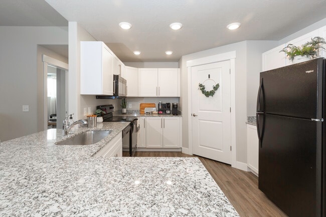 Retreat at South Haven Farms, Payson, UT 84651 - photo 4