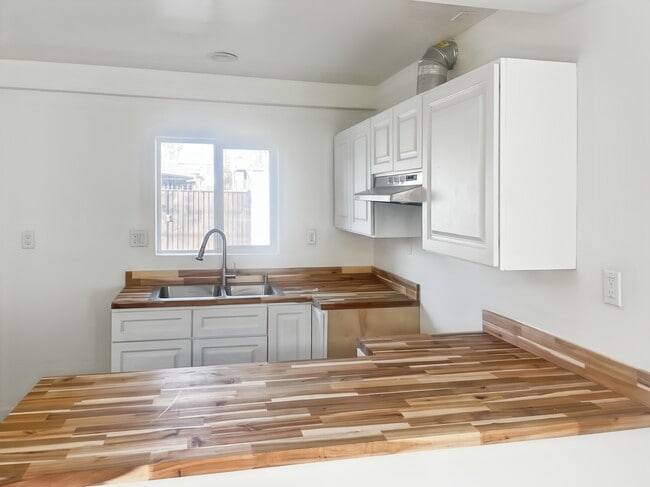 8821 Reading Ave, Los Angeles, CA 90045 - photo 6