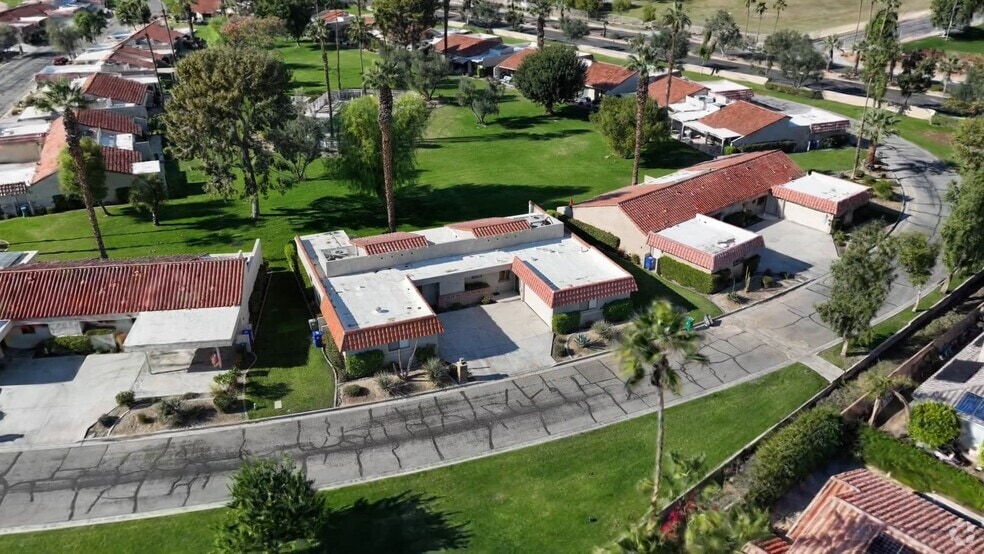 77479 Sawgrass Cir, Palm Desert, CA 92211 - photo 2