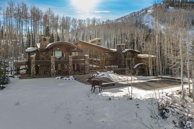 The Colony at White Pine Canyon has private homes with ski access.