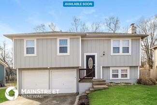 1513 W Poplar St, Olathe, KS 66061