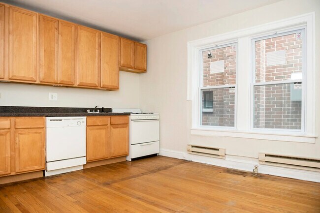 2127 N Dayton St unit 204, Chicago, IL 60614 - photo 6
