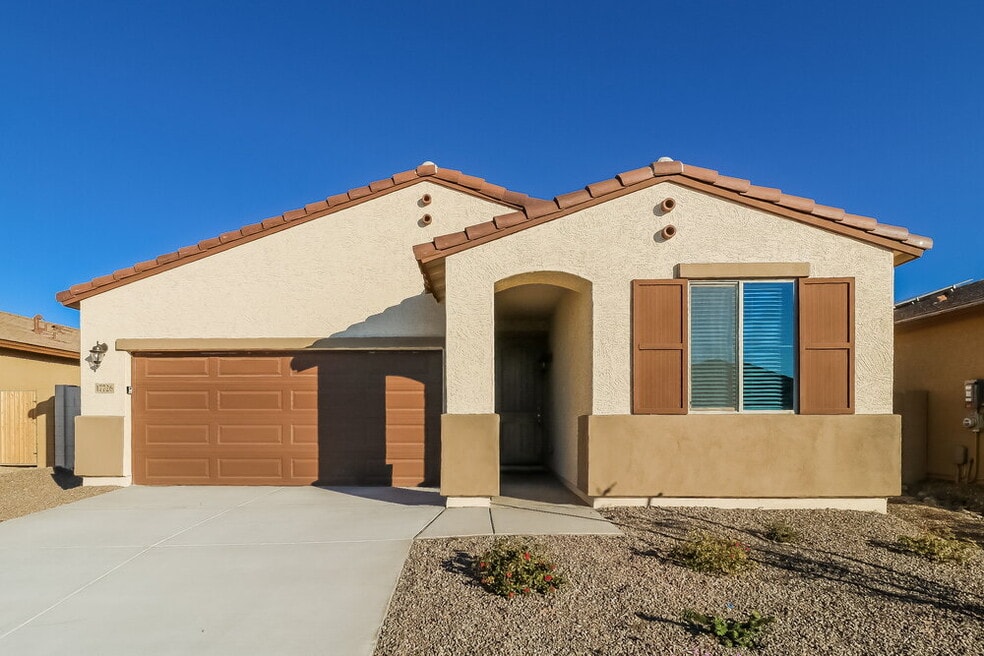17726 W Cashman Dr, Surprise, AZ 85387 - photo 1