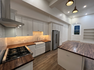 2 Pleasant St Unit 4C, Brunswick, ME 04011