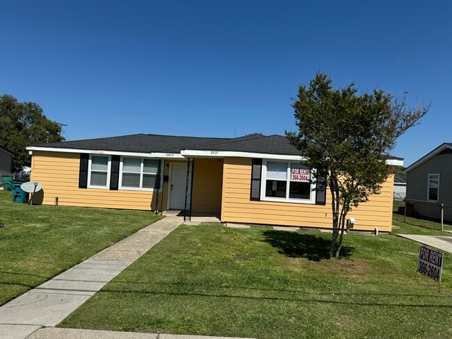 2407 Claire Ave, Gretna, LA 70053 - photo 2