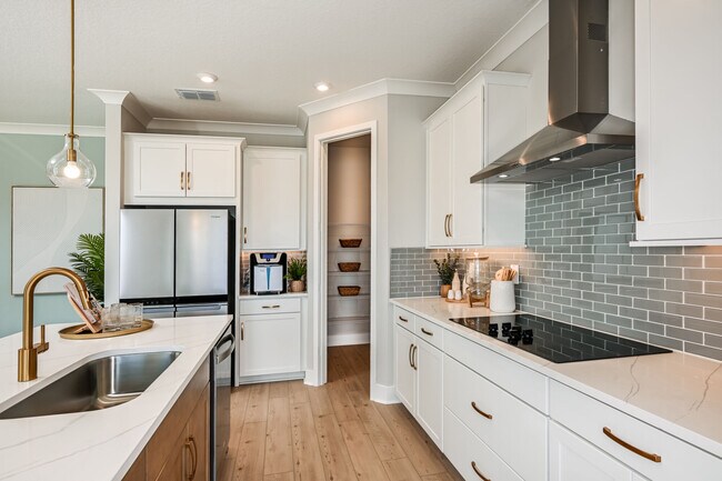 30943 Pendleton Landing Cir unit 36470836, Wesley Chapel, FL 33545 - photo 6