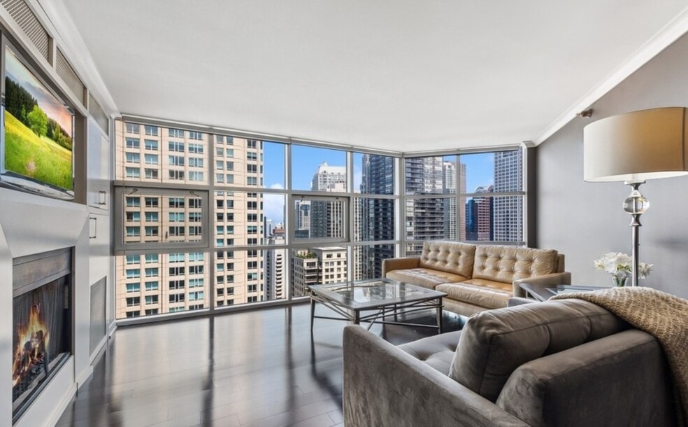 Jefferson Tower unit 3711, Chicago, IL 60661 - photo 1