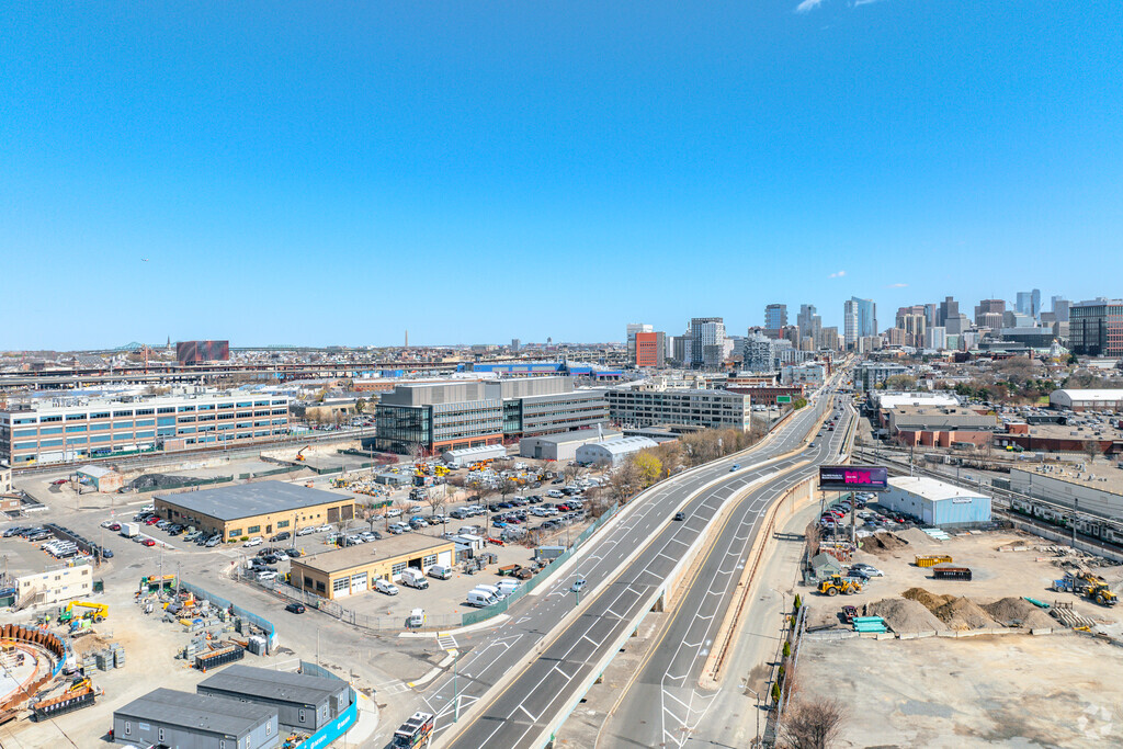 Inner Belt is an up and coming area with new developments, nestled between established residential and commercial areas of Somerville and Cambridge.
