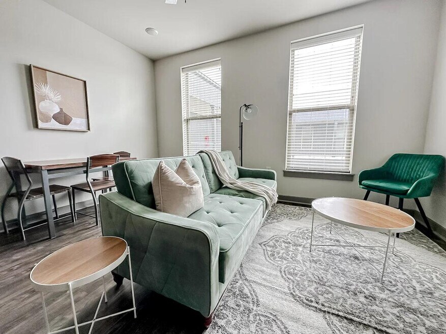 111 E 4th St unit ID1036784P, North Little Rock, AR 72114 - photo 1