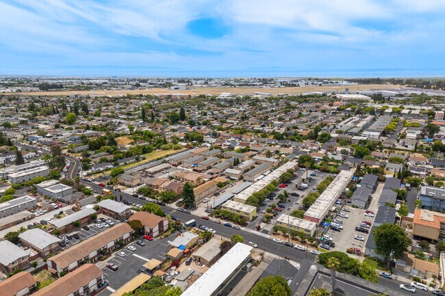 The Longwood-Winton Grove neighborhood is in west Hayward.