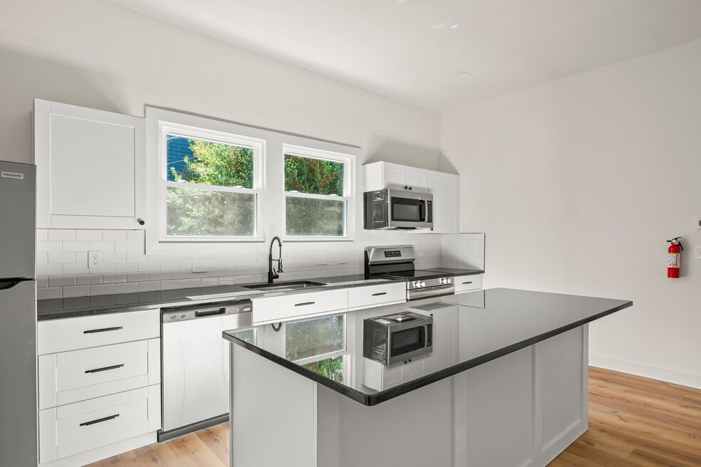 209 N Spring St unit 217 N Spring St-Unit, Winston Salem, NC 27101 - photo 1