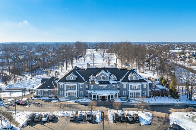 The Kinsale Golf and Fitness Club is a private 18-hole golf course, spa and pool.