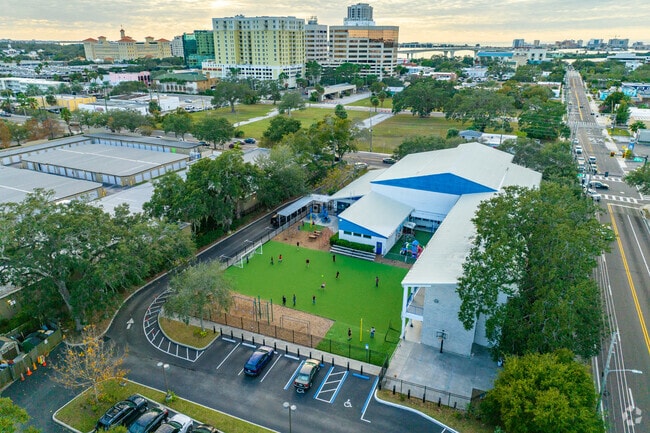 Clearwater Academy International is near clearwater beach.