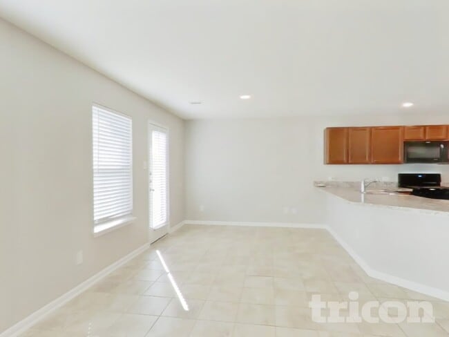 5342 Castle Discordia St, Katy, TX 77493 - photo 3