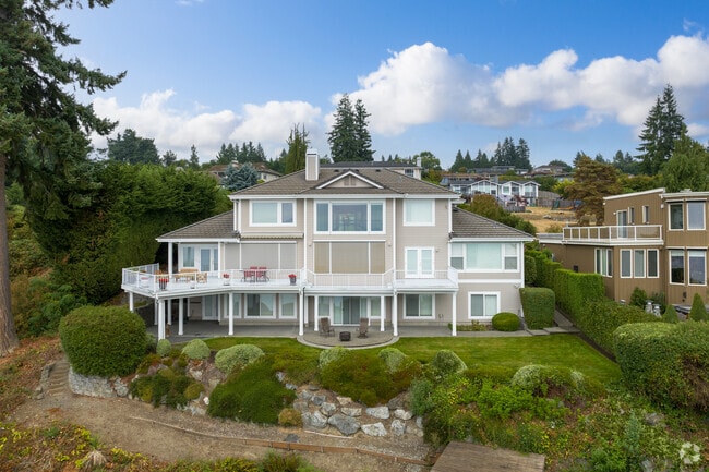 Homes overlooking the Puget Sound are estimated to go for $2.9 million.