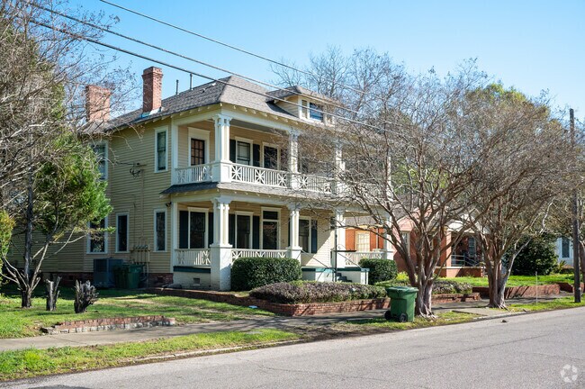 Cottage Hlls offers many sidewalks to enjoy the neighborhood.