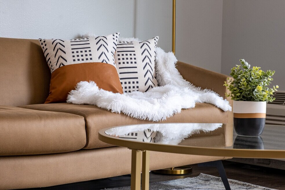 2301 Ingersoll Ave unit ID1058298P, Des Moines, IA 50312 - photo 1