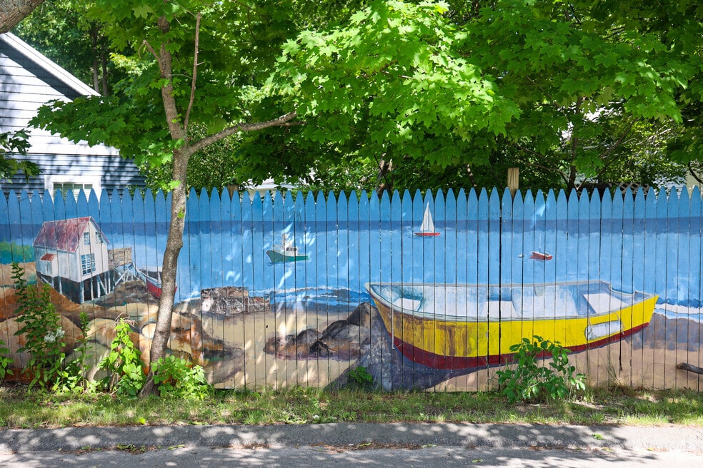 neighborhood_LoveittsField_v02_70924