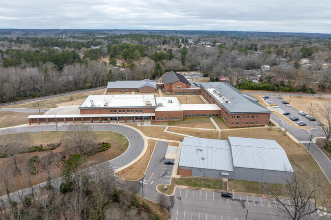 Drake Middle School encourages a positive classroom environment.