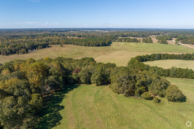 Good Hope provides potential residents with plenty of land purchasing opportunities.