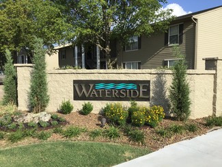 300 NE Moberly Ln, Bentonville, AR 72712