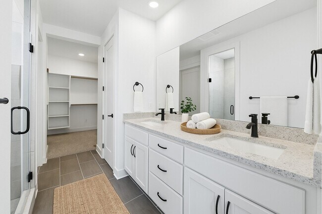 1432 N 163rd St, Basehor, KS 66007 - photo 6