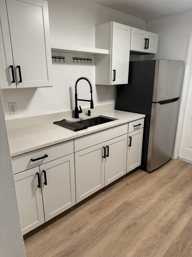 171 S Broadway unit 2, Lantana, FL 33462 - photo 4