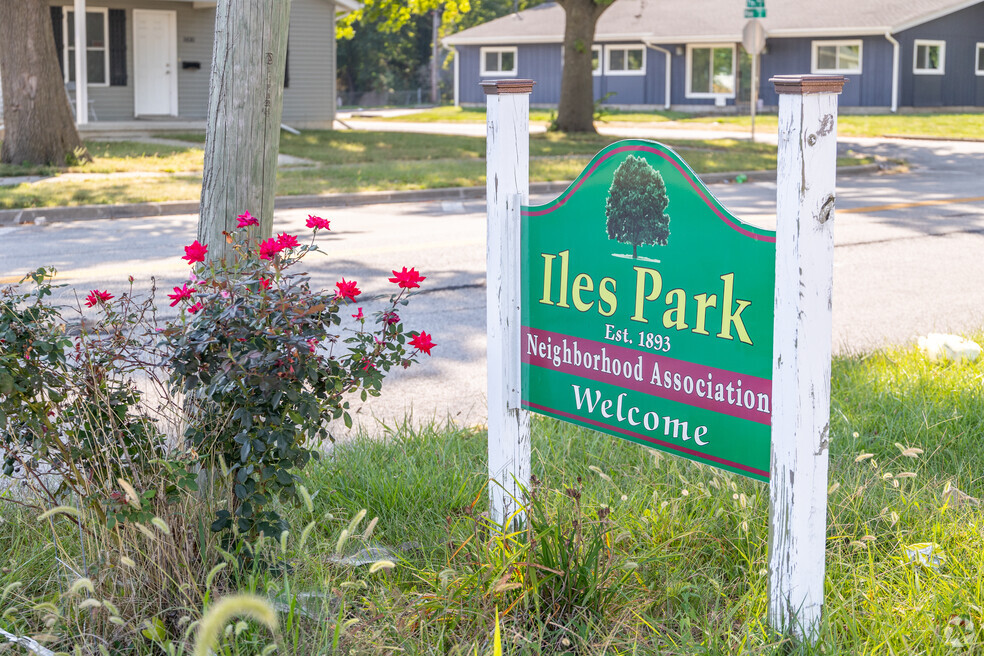 NH_Iles Park_555064_P2_FINAL_CC_100724