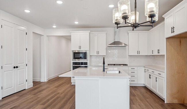 1353 Lumber Ridge Cir S, Erie, CO 80516 - photo 3