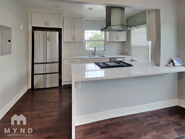 1078 16th St, Oakland, CA 94607 - photo 7