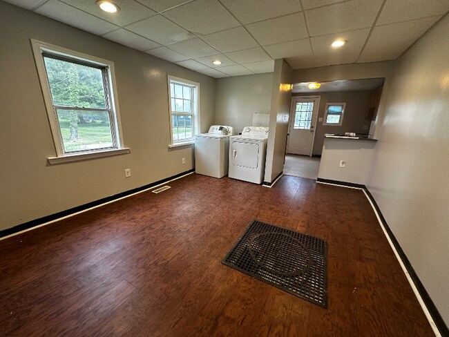 7315 Windsor Mill Rd, Windsor Mill, MD 21244 - photo 7