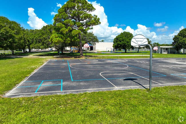 There are many outdoor activities available at Dr. W.J. Creel Elementary School.