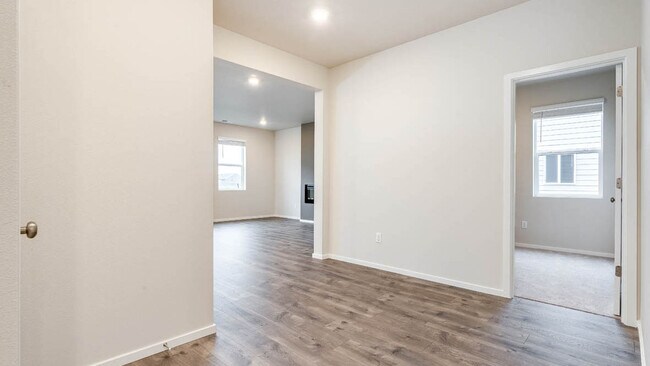 61135 Splendor Ln, Bend, OR 97702 - photo 3