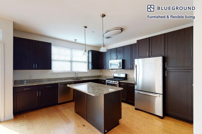 998 Stewart Ave unit FL1-ID2102A, Garden City, NY 11530 - photo 4