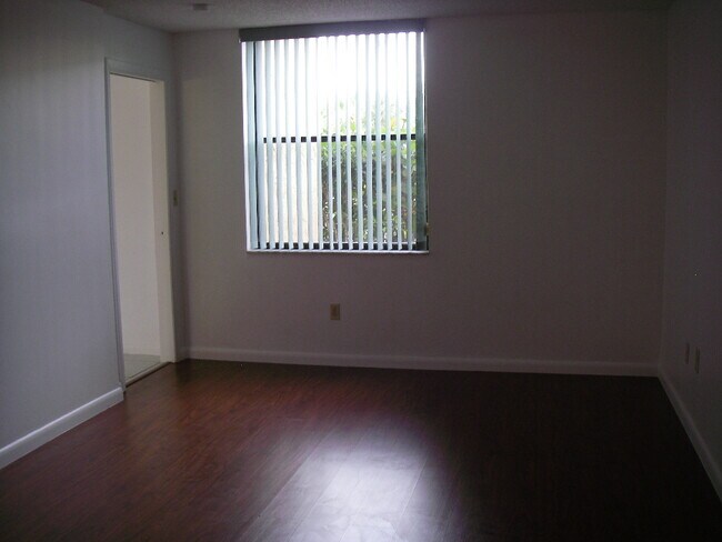 14415 SW 88th St unit G106, Miami, FL 33186 - photo 6