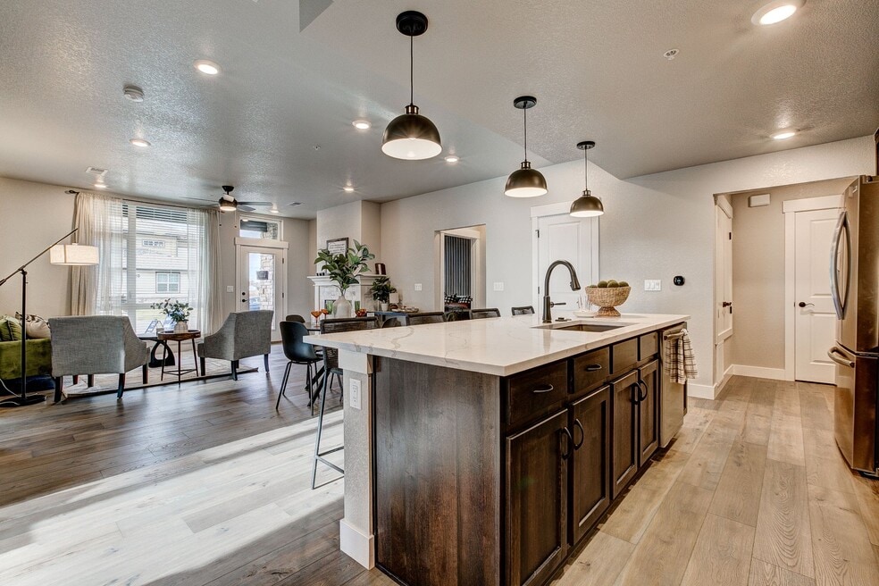 827 Schlagel St unit 36483445, Fort Collins, CO 80524 - photo 1