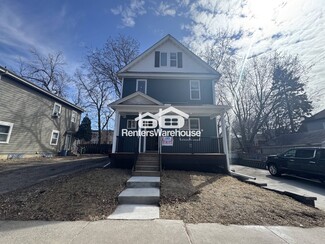 718 8th Ave SE, Minneapolis, MN 55414