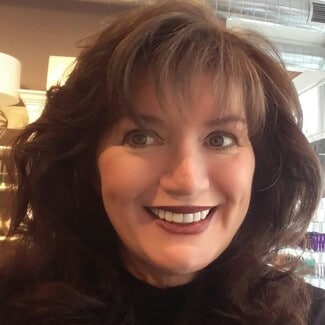 Luanne Russell