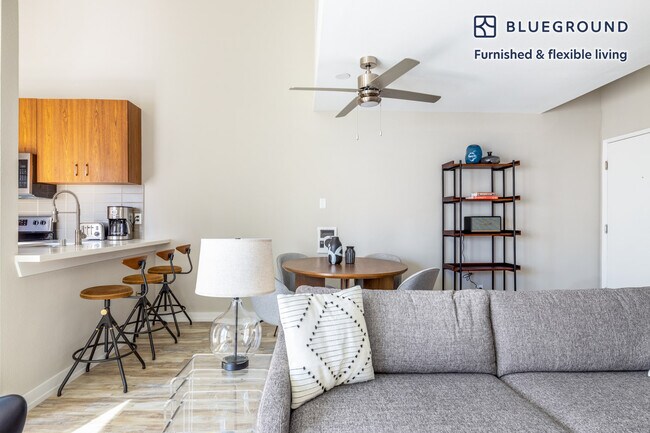 615 S Catalina Ave unit FL3-ID399, Redondo Beach, CA 90277 - photo 3