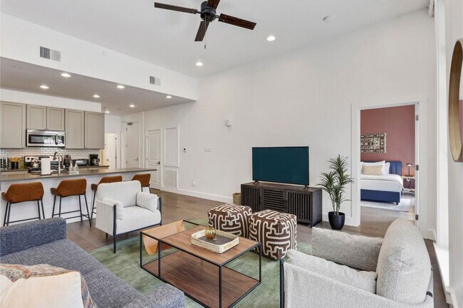 127 Carondelet St unit ID1272349P, New Orleans, LA 70130 - photo 4