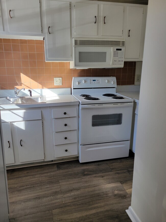 801 18th St, Parkersburg, WV 26101