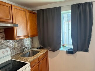 512 Ralph Ave Unit 1A, Central Islip, NY 11722
